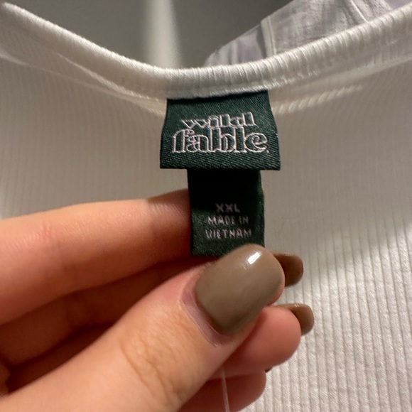 White top!! - Picture 2 of 2